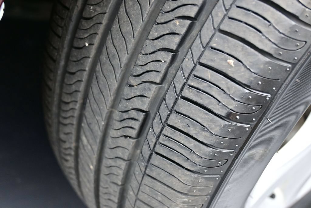 Used 2009 Toyota Avalon FWD image 17