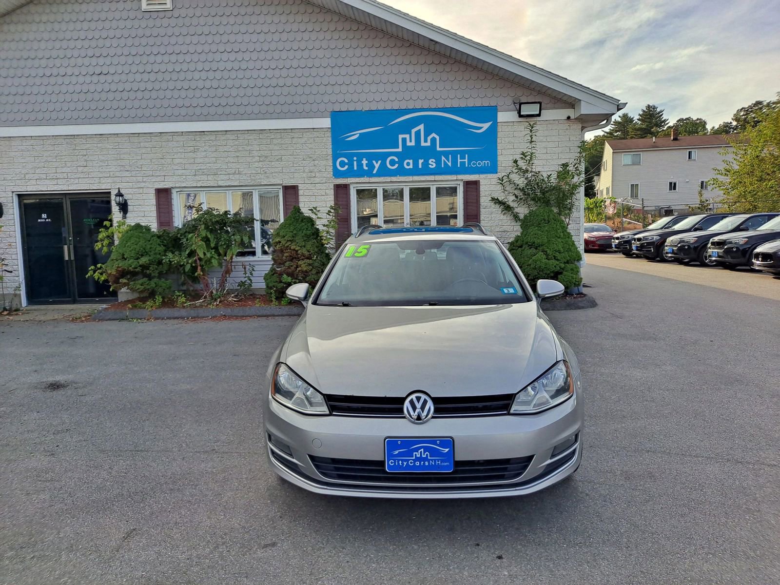 Used 2015 Volkswagen Golf TDI SE image 3