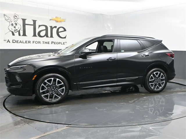Used 2025 Chevrolet Blazer RS image 32