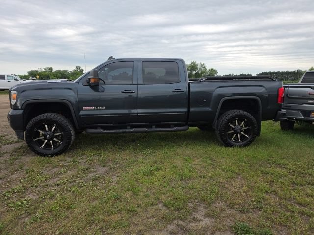 Used 2018 GMC Sierra 2500 SLT w/ Duramax Plus Package AWD/4WD image 2