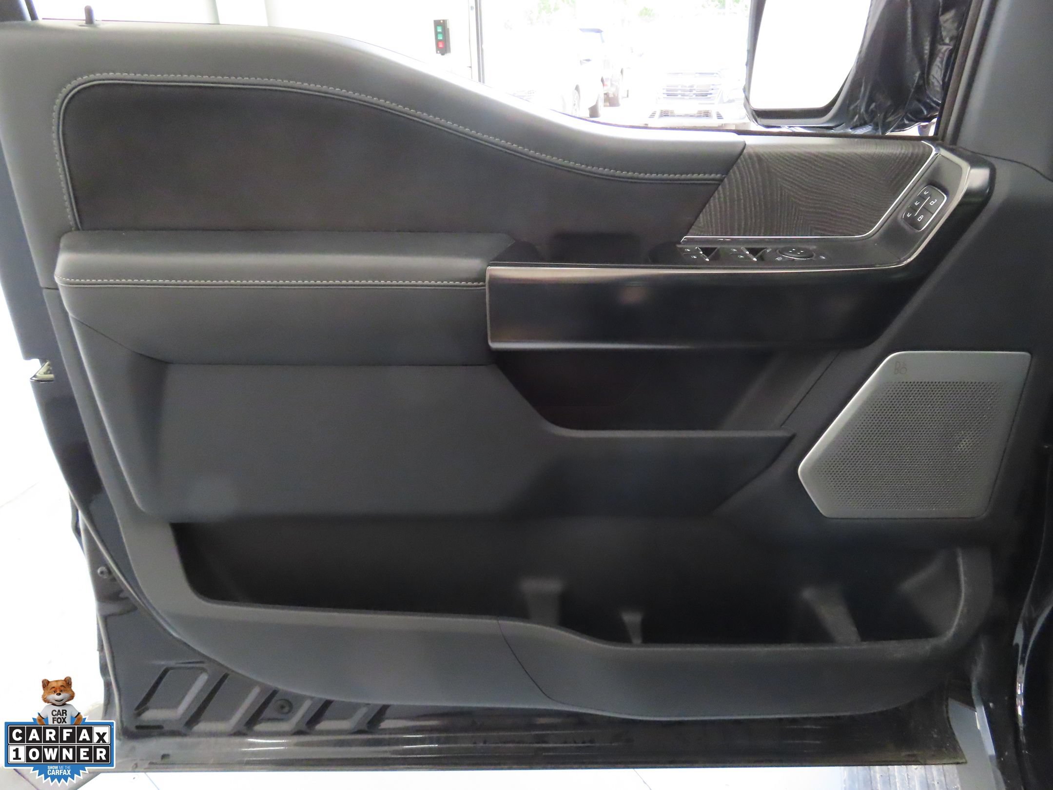 Used 2022 Ford F150 Platinum w/ Equipment Group 701A High AWD/4WD image 9