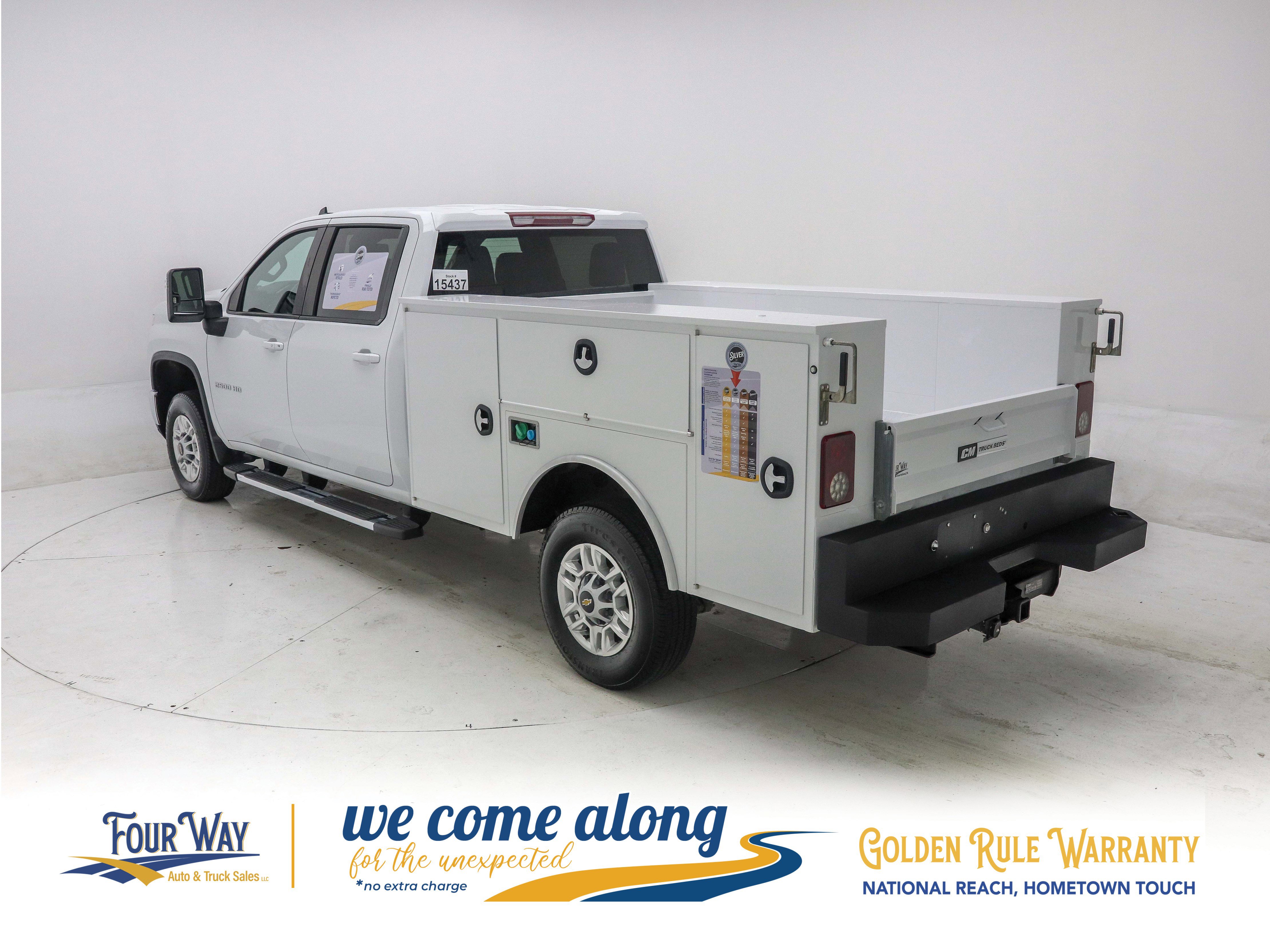 Used 2024 Chevrolet Silverado 2500 LT w/ Convenience Package image 6