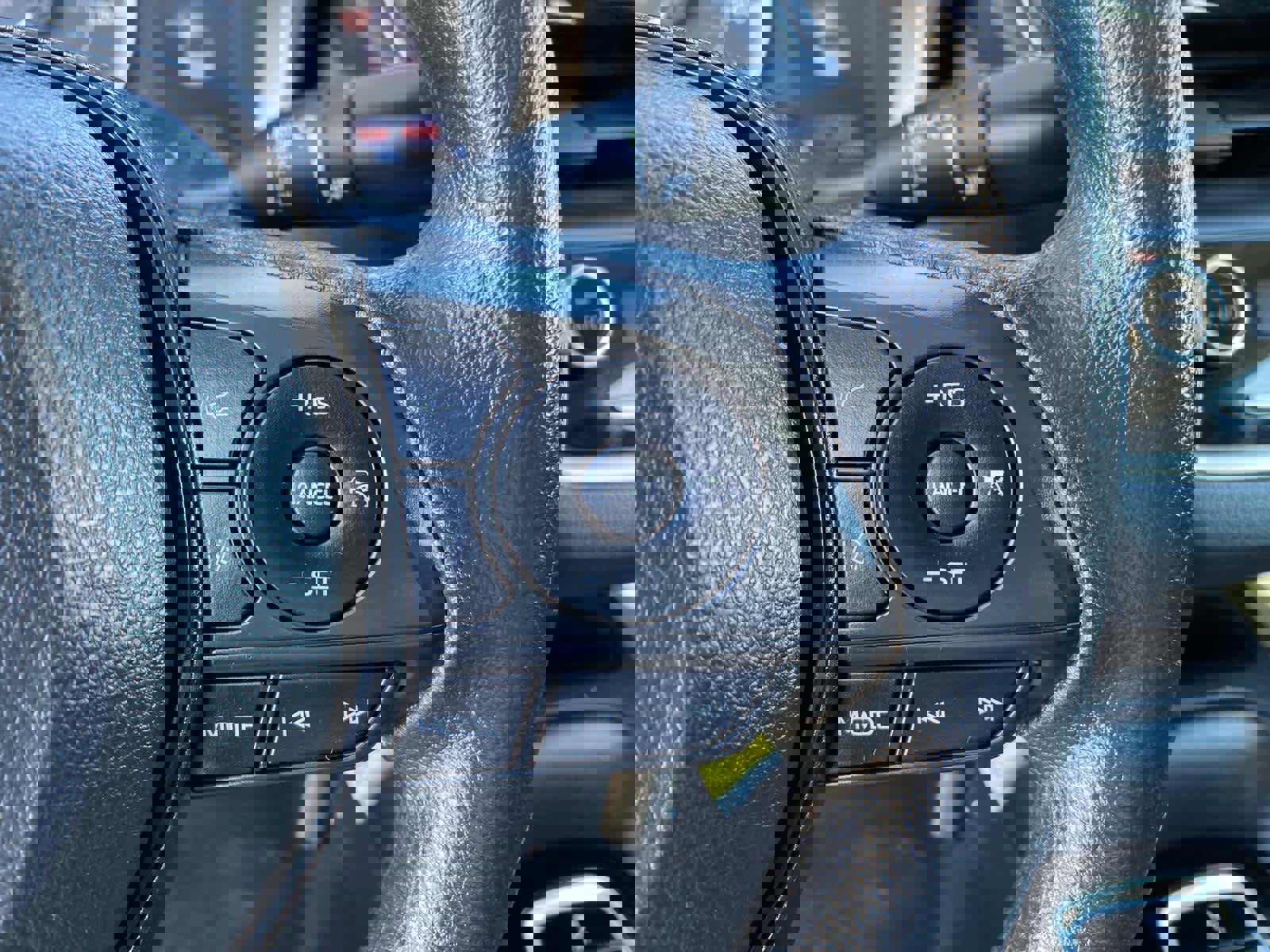 Used 2022 Toyota Corolla LE image 14