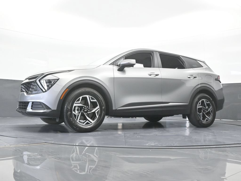 Used 2025 Kia Sportage LX FWD image 53