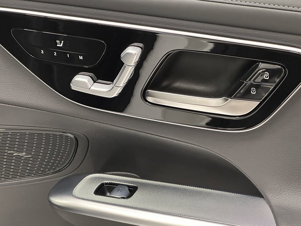 Certified 2025 Mercedes-Benz GLC 350e 4MATIC image 17