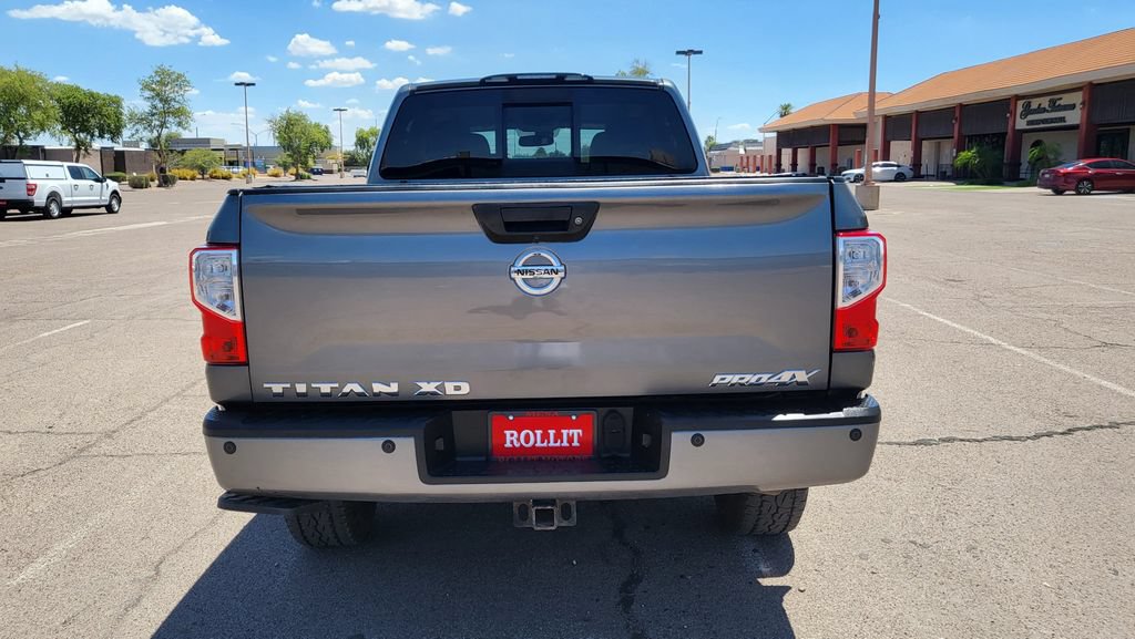 Used 2016 Nissan Titan SV AWD/4WD image 9