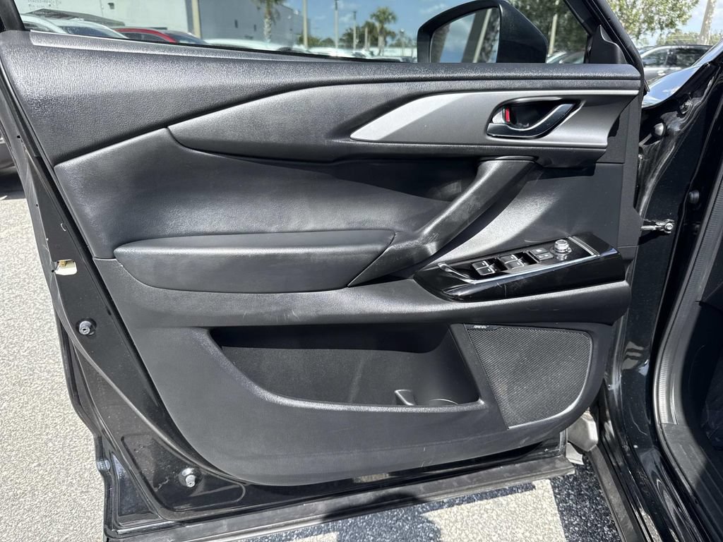 Used 2022 MAZDA CX-9 Touring Plus AWD/4WD image 23