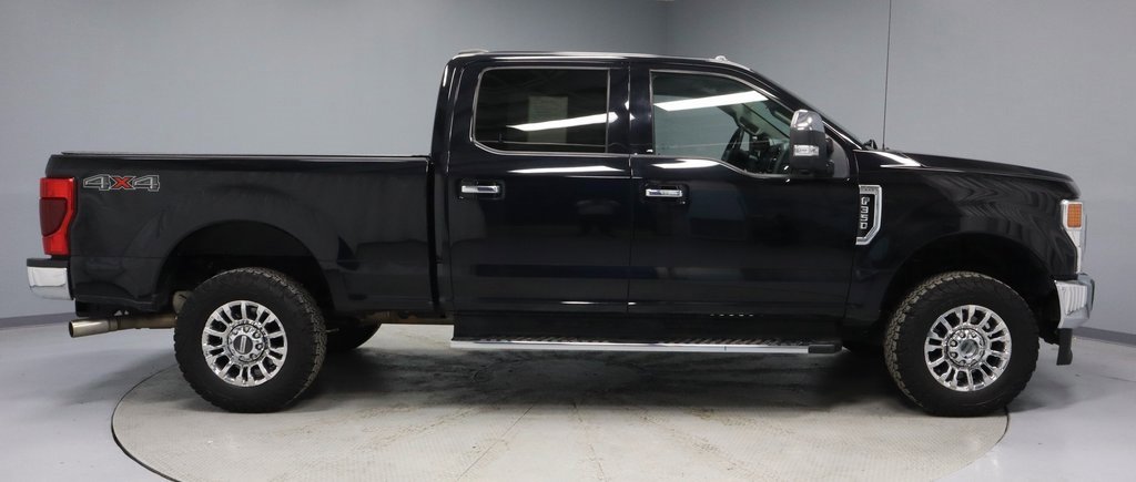 Used 2020 Ford F350 XLT w/ XLT Premium Package image 12