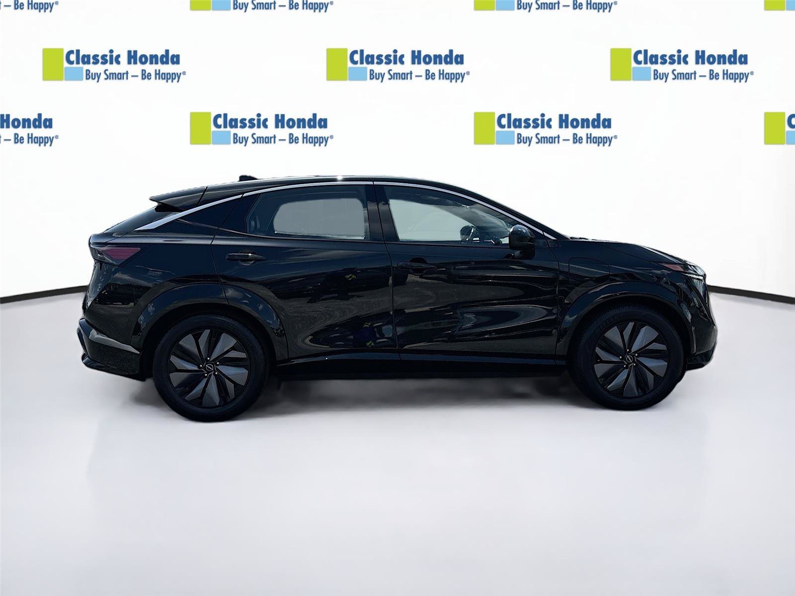 Used 2023 Nissan Ariya FWD image 9
