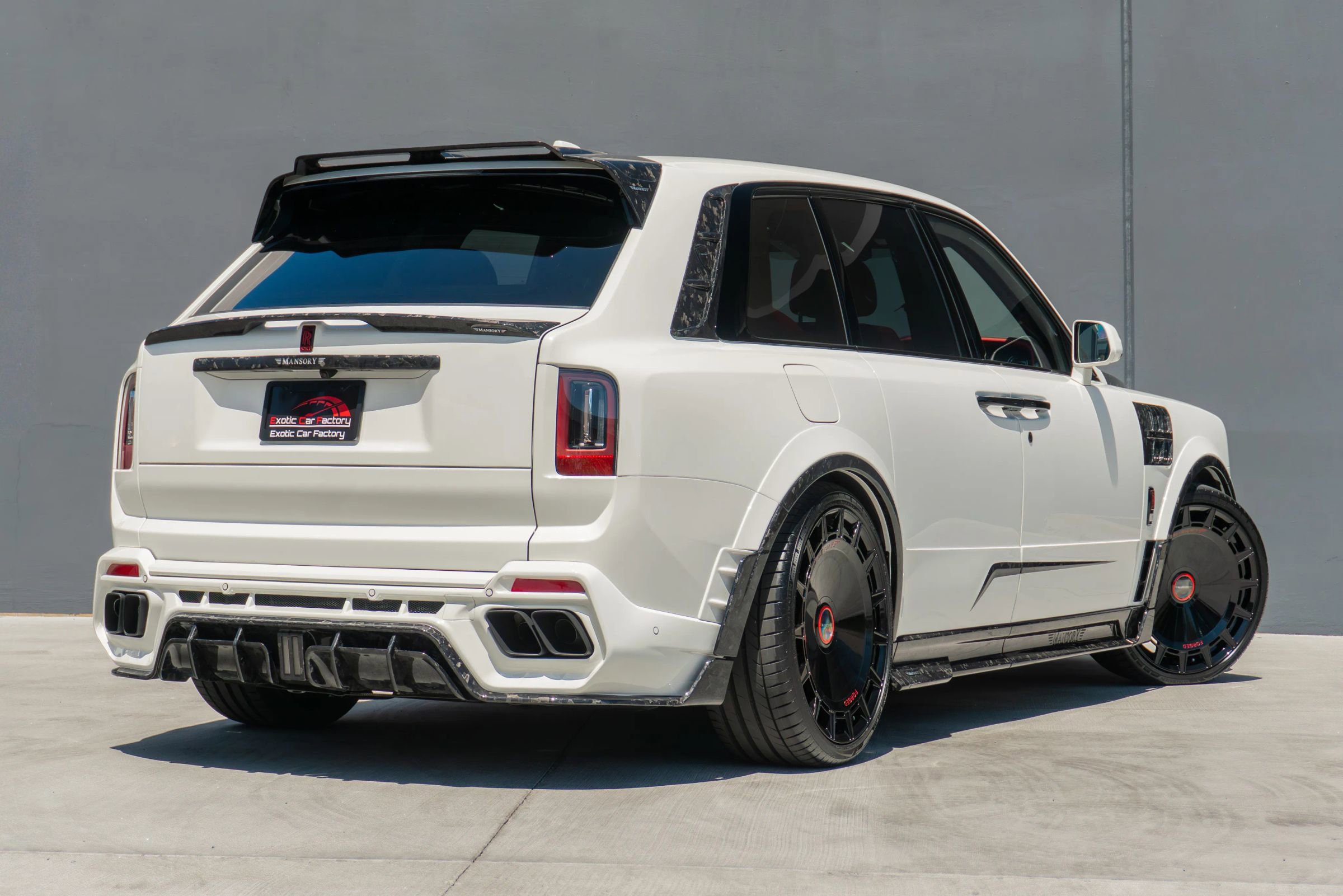 Used 2026 Rolls-Royce Cullinan AWD/4WD image 9