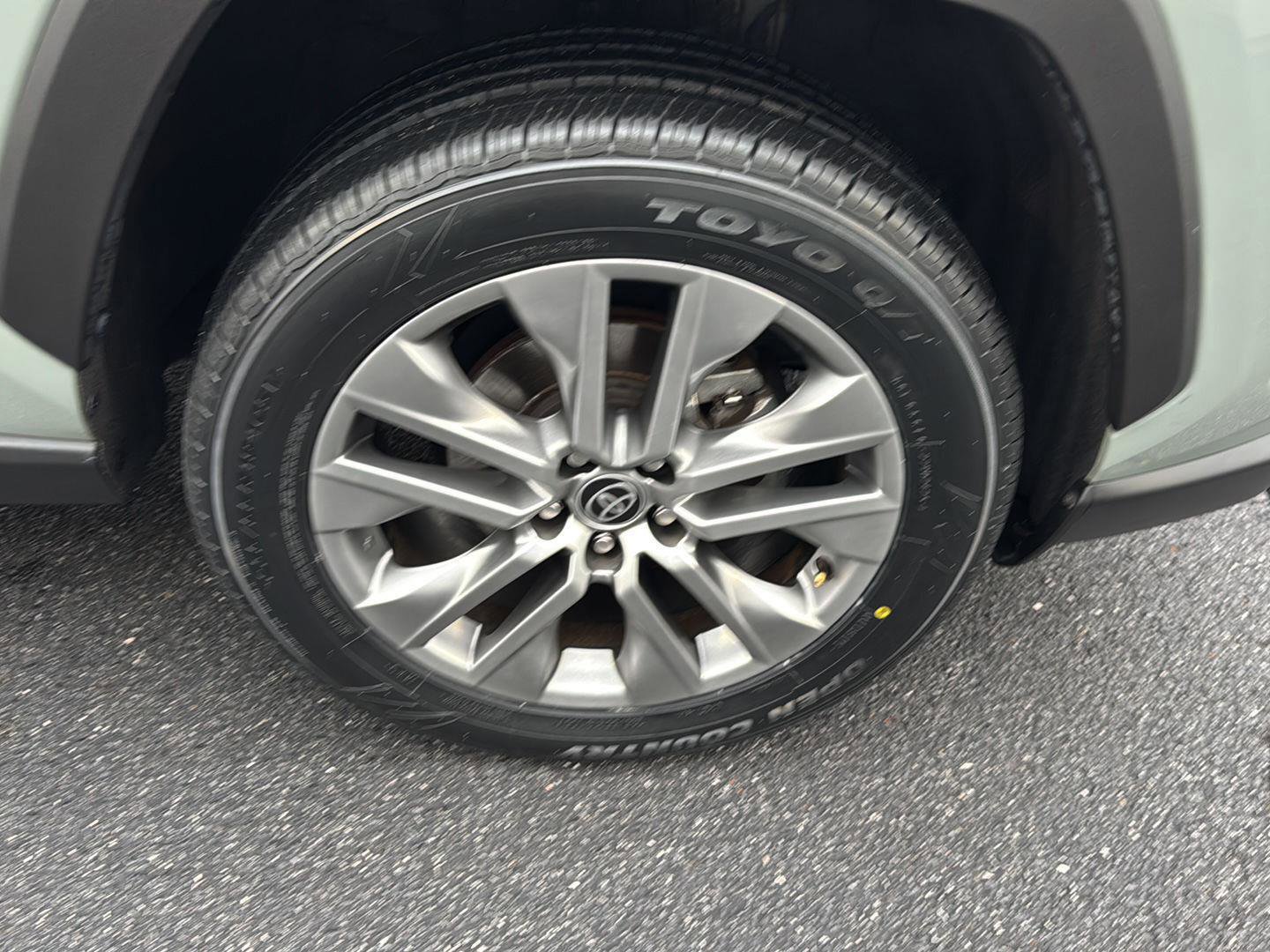 Used 2023 Toyota RAV4 XLE Premium image 34