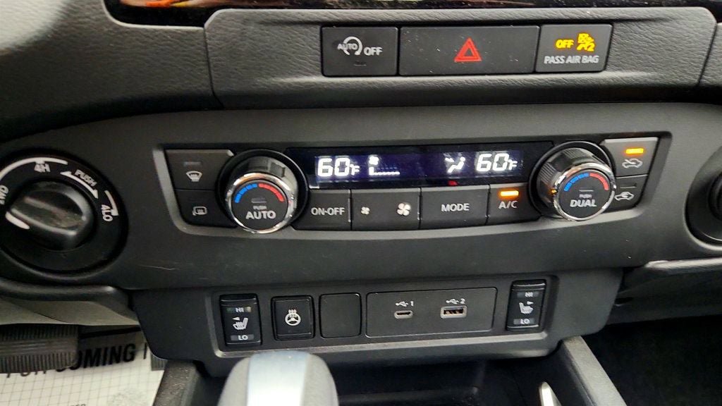 Used 2023 Nissan Frontier SV AWD/4WD image 17