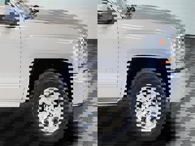 Used 2019 Chevrolet Silverado 1500 LT w/ All Star Edition image 6