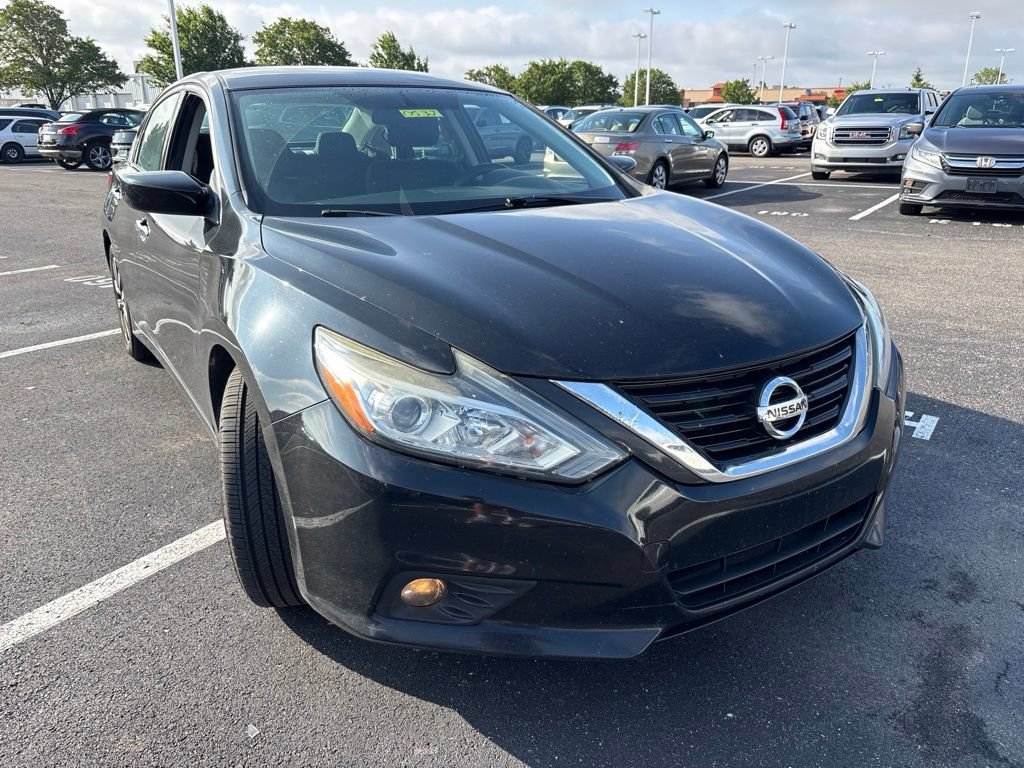 Used 2018 Nissan Altima 2.5 SV FWD image 11