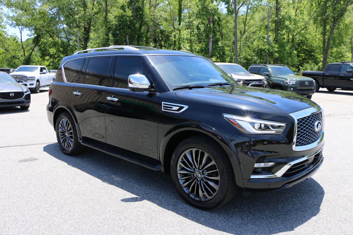 Used 2023 INFINITI QX80 Sensory w/ Cargo Package RWD image 10