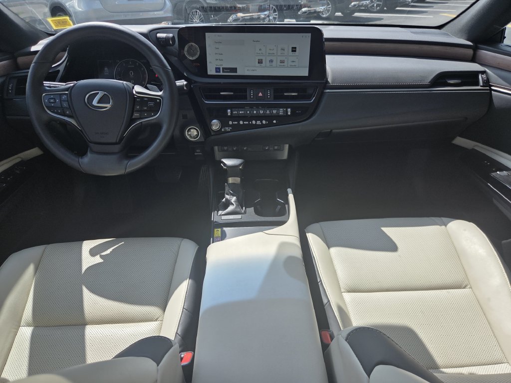 Used 2023 Lexus ES 350 w/ Premium Package FWD image 2