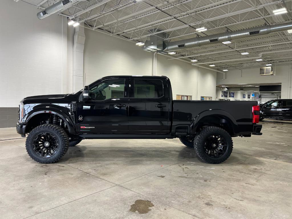 New 2026 Ford F250 Lariat w/ Black Appearance Package image 9