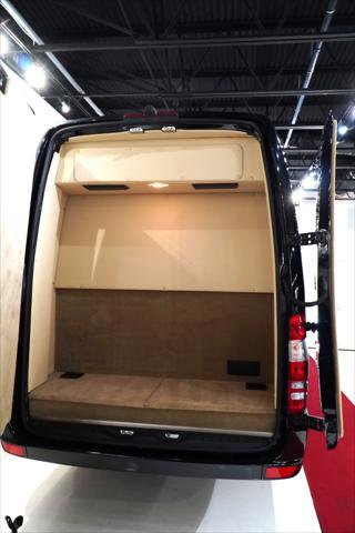 Used 2016 Mercedes-Benz Sprinter 2500 image 7