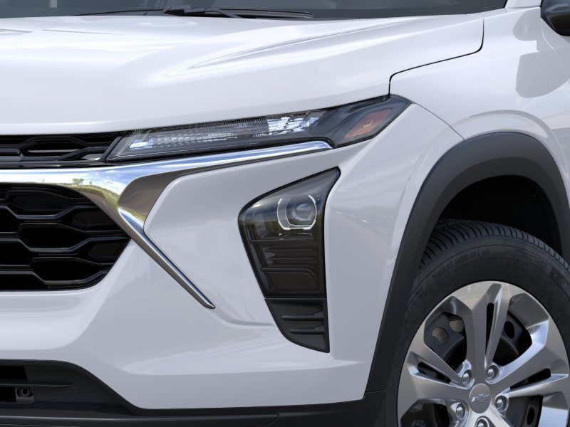 New 2026 Chevrolet Trax LS w/ Driver Confidence Package FWD image 10
