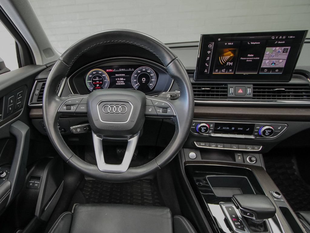 Used 2023 Audi Q5 e Premium Plus w/ Premium Plus Package AWD/4WD image 14