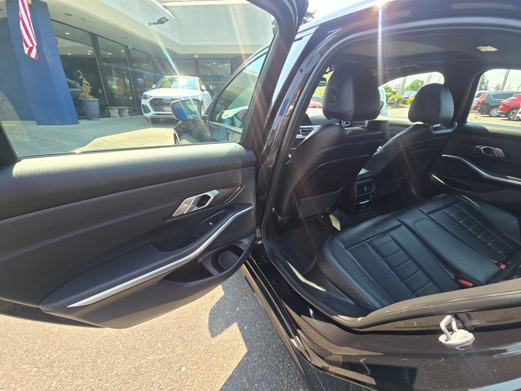 Used 2021 BMW M340i xDrive AWD/4WD image 15