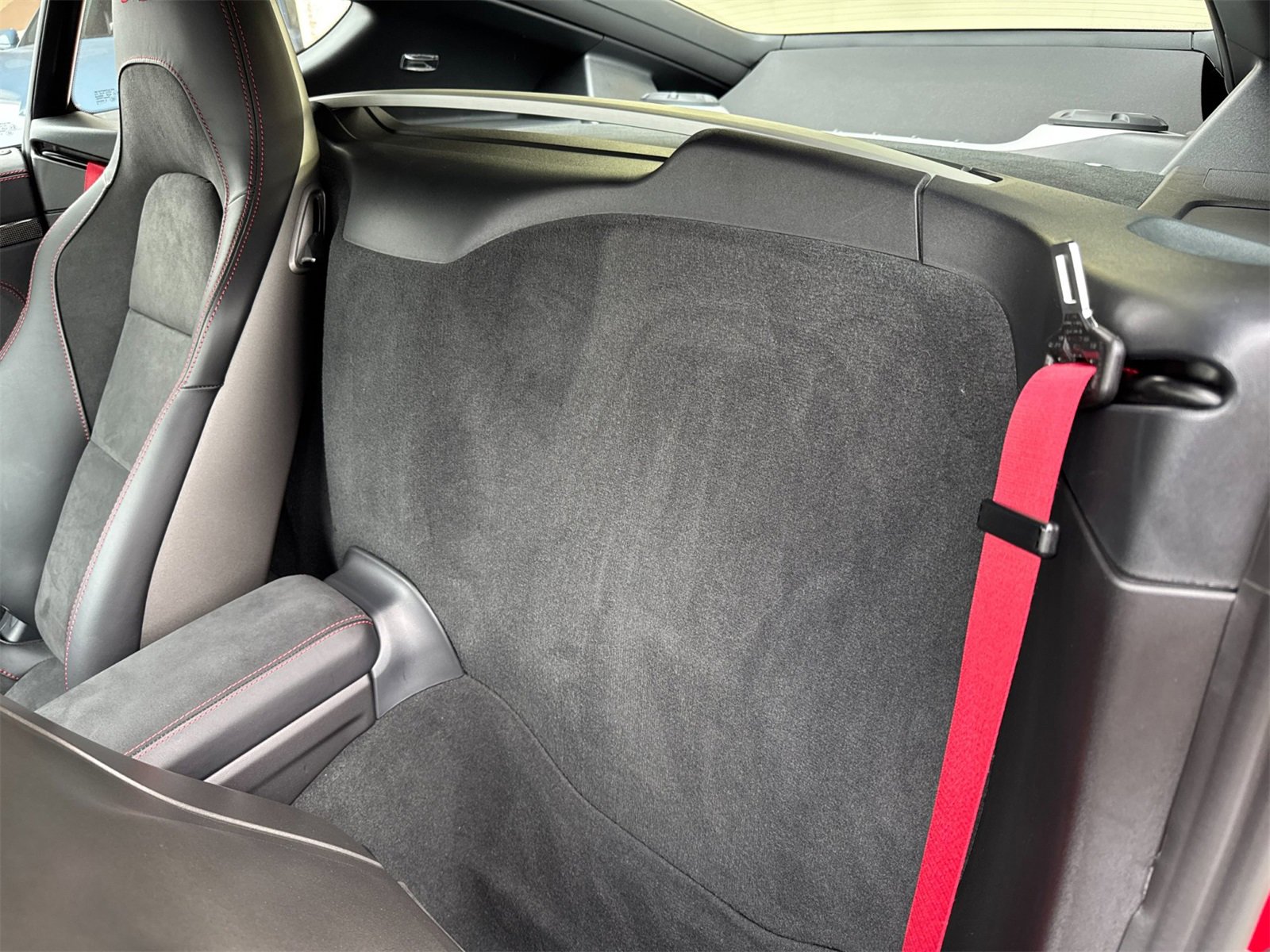 Used 2024 Porsche 718 Cayman GT4 image 13