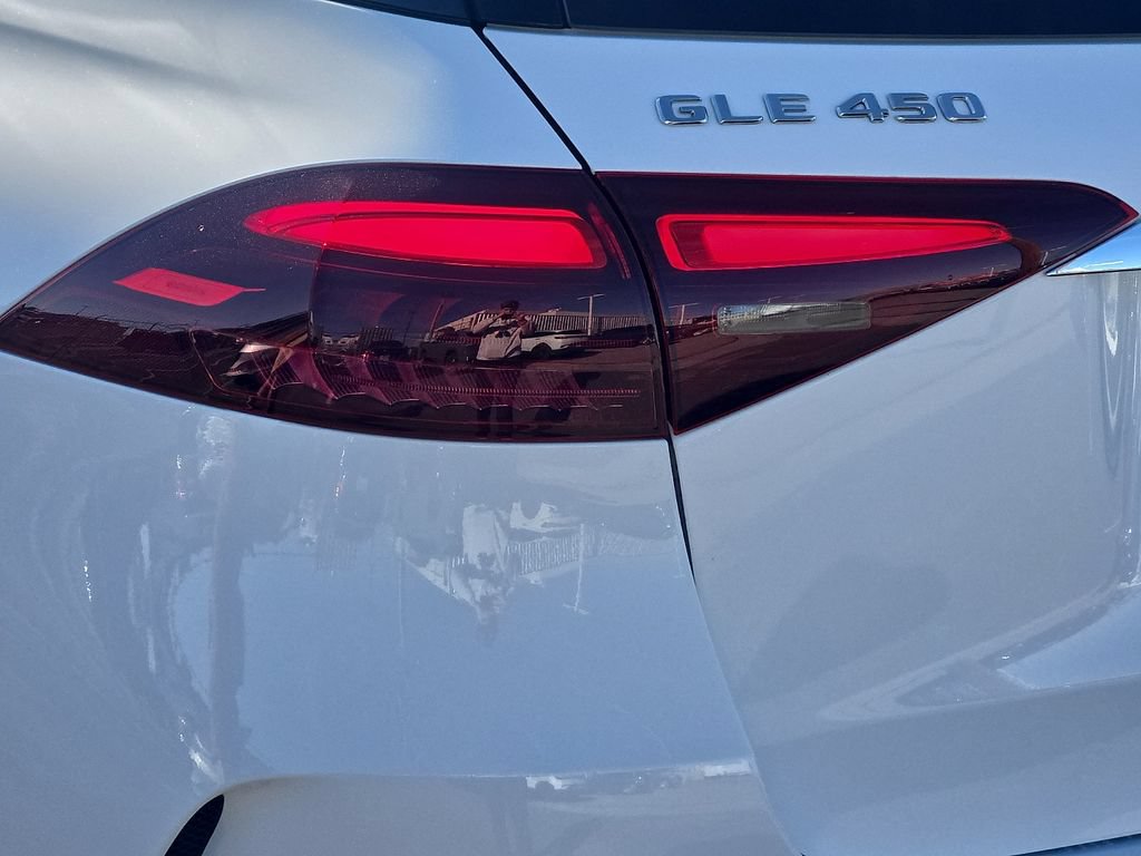 New 2026 Mercedes-Benz GLE 450 4MATIC image 11