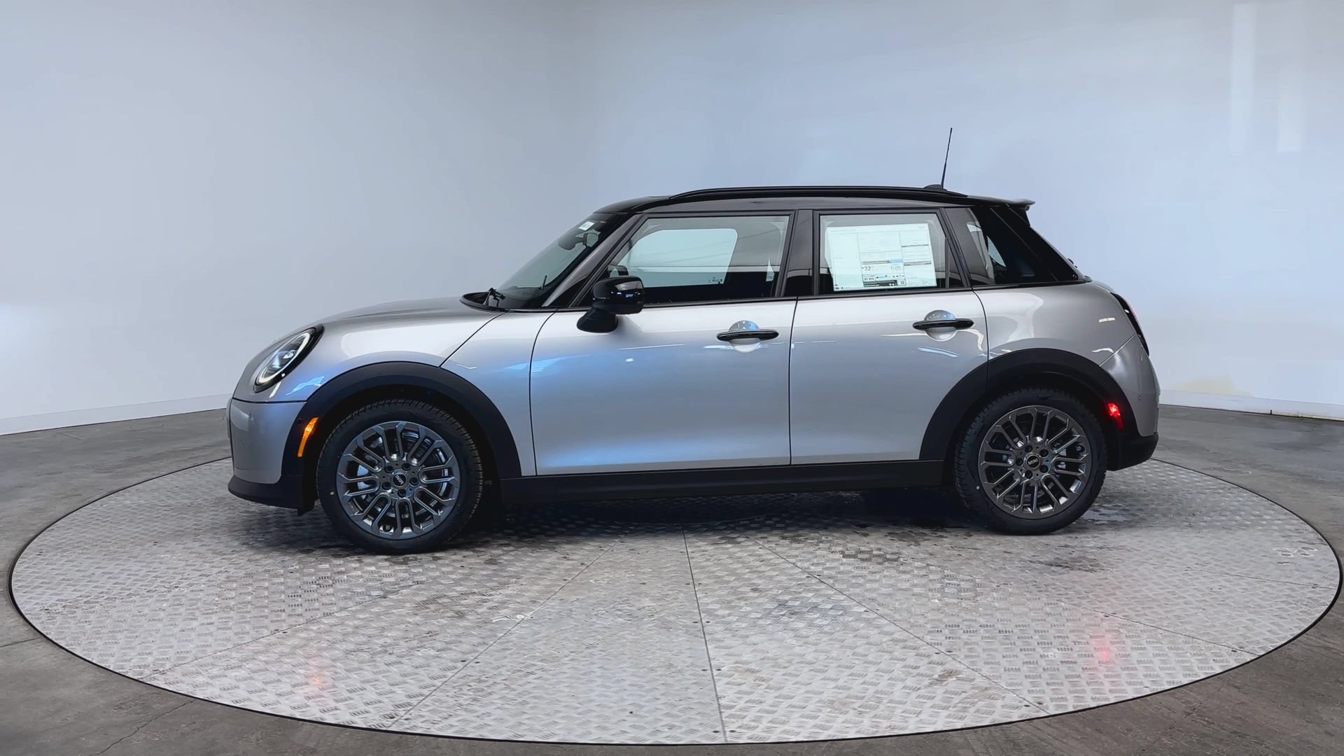 Used 2026 MINI Cooper S FWD image 5