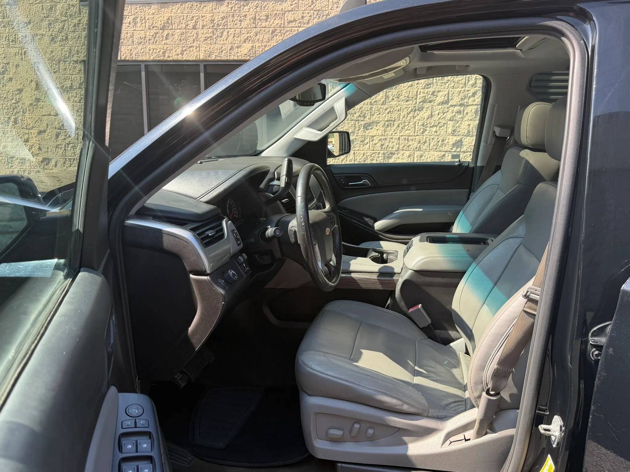 Used 2015 Chevrolet Tahoe LT RWD image 22