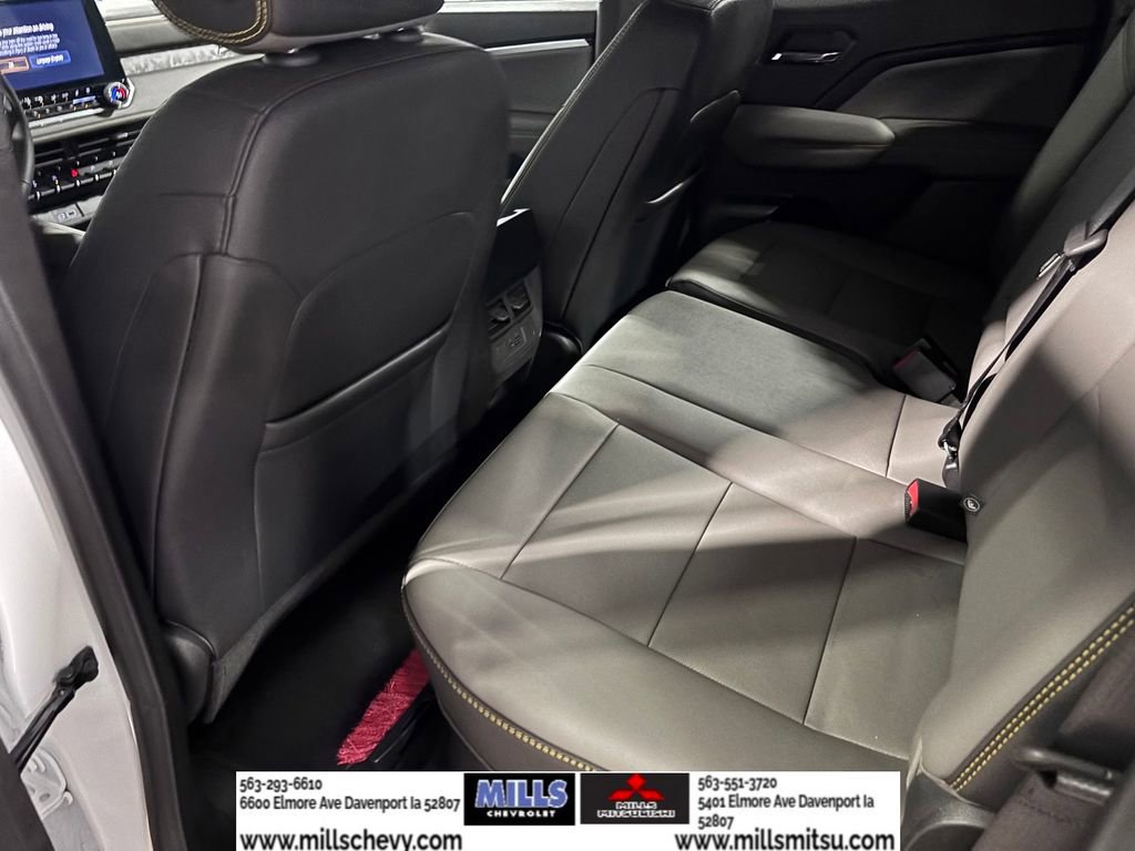 Used 2026 Chevrolet Colorado ZR2 w/ Technology Package image 12