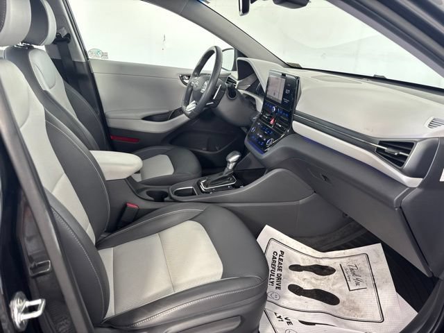Used 2020 Hyundai Ioniq Limited FWD image 24
