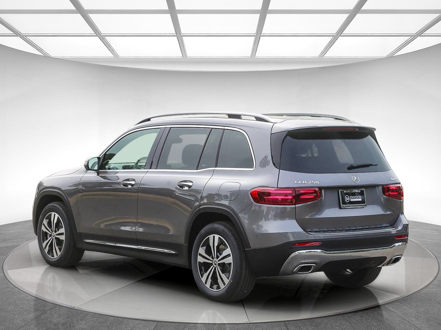 New 2026 Mercedes-Benz GLB 250 4MATIC image 3