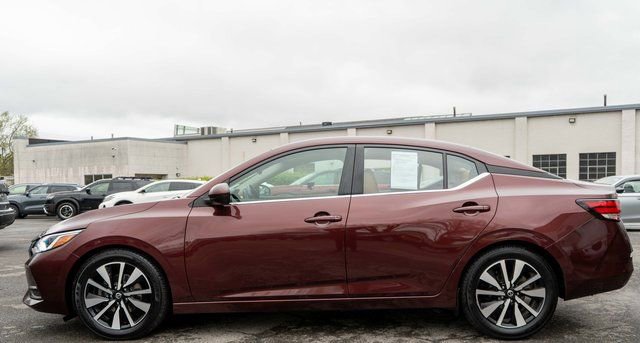 Used 2023 Nissan Sentra SV w/ SV Premium Package FWD image 9