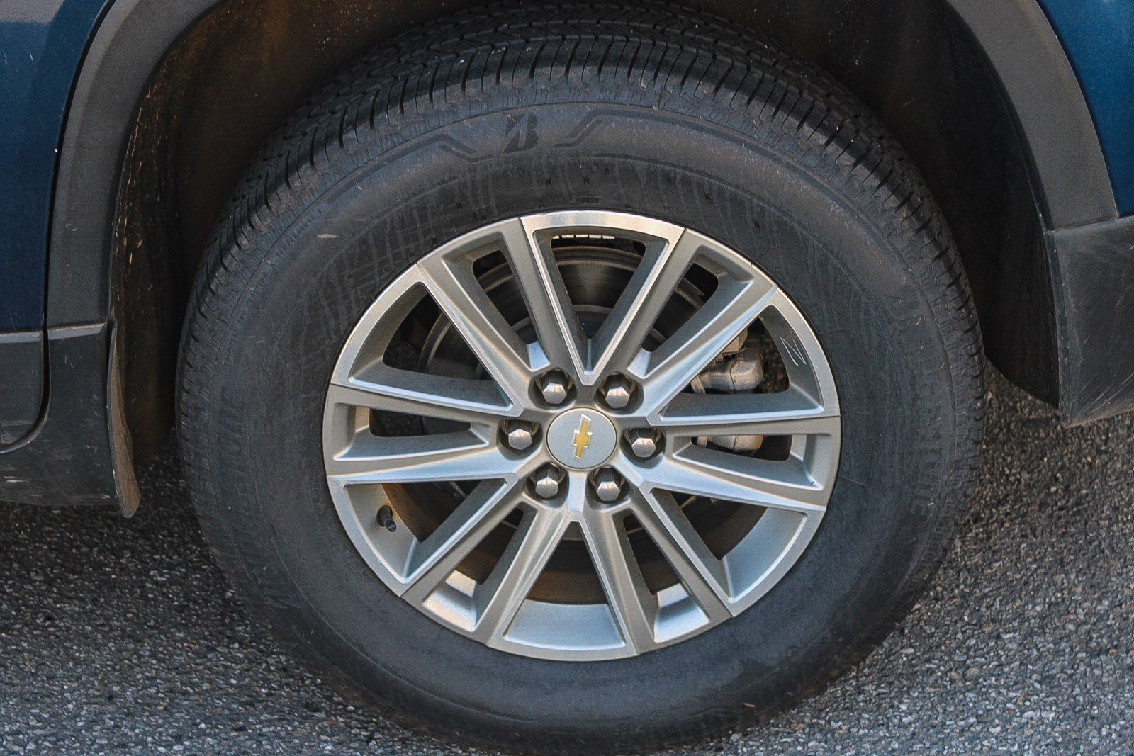 Used 2023 Chevrolet Traverse LT FWD image 10