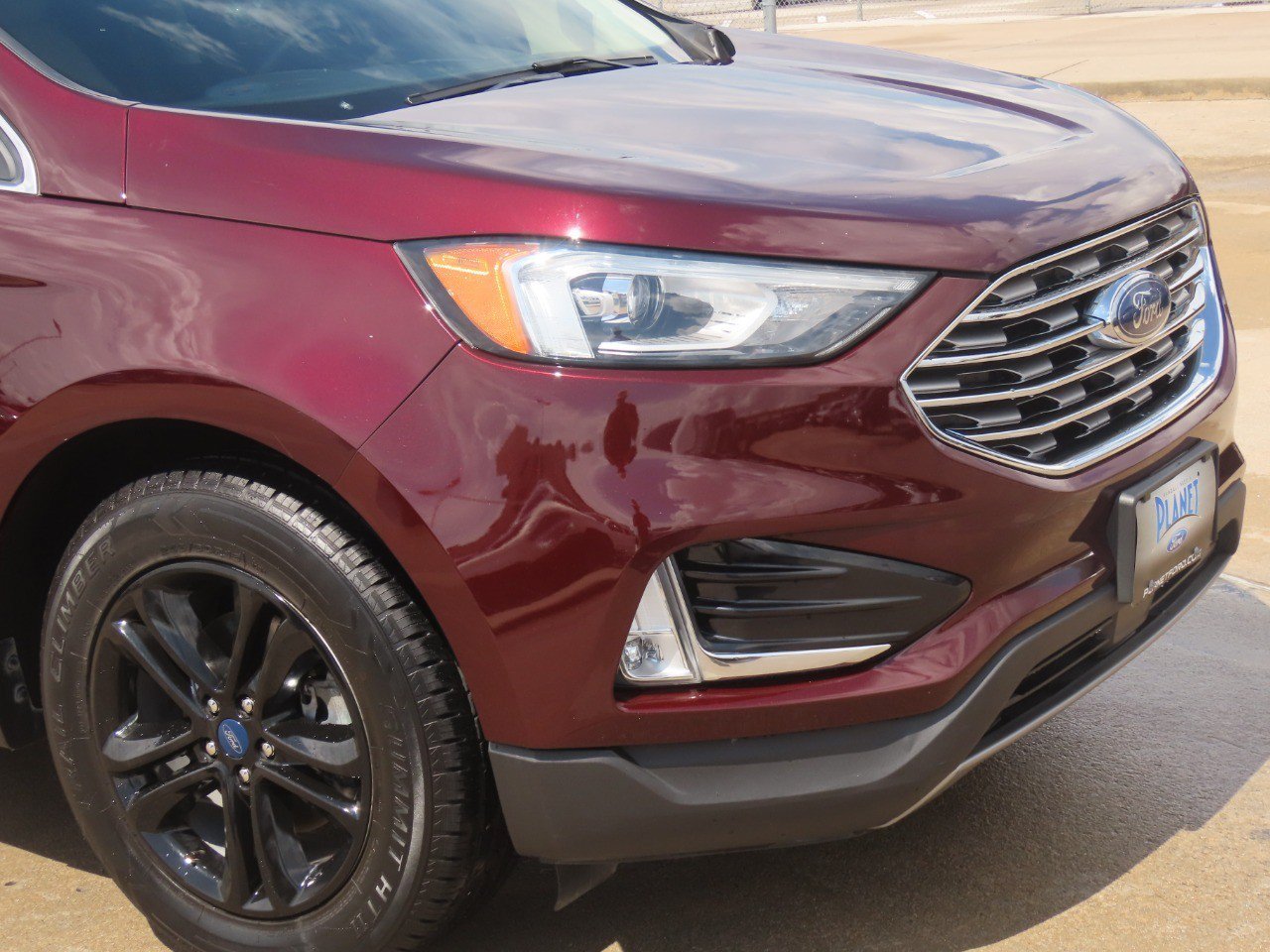 Used 2020 Ford Edge SEL w/ Convenience Package FWD image 6