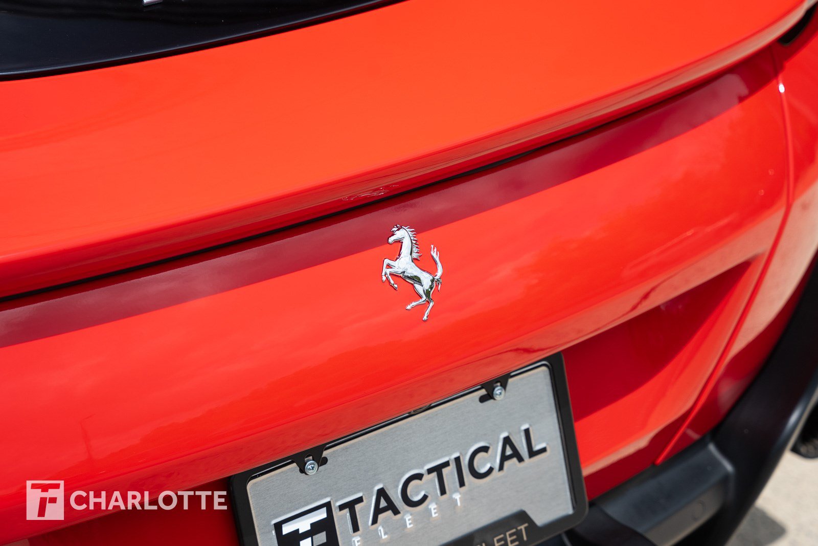 Used 2024 Ferrari Roma Spider RWD image 17