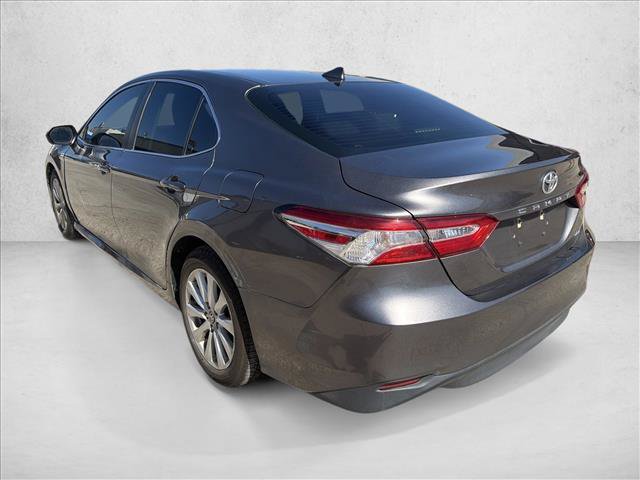 Used 2020 Toyota Camry LE FWD image 3