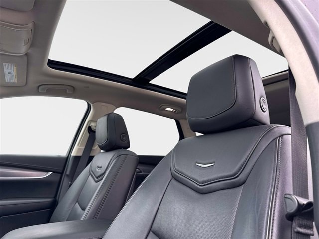 Used 2019 Cadillac XT5 Luxury image 17