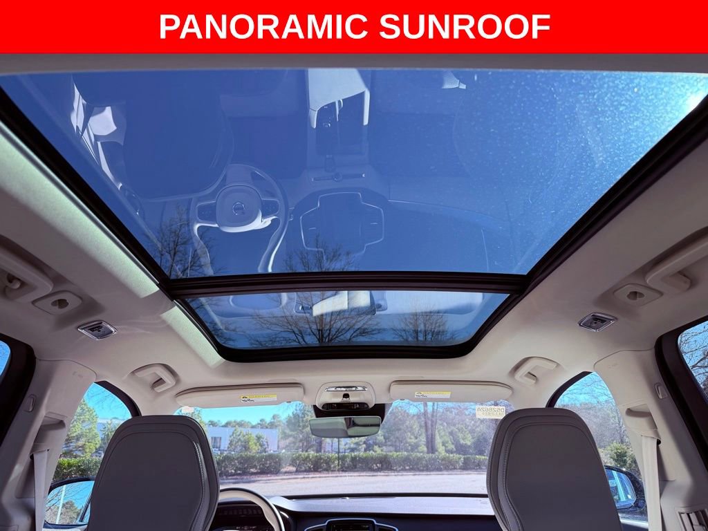 Used 2022 Volvo XC90 T5 Momentum w/ Climate Package image 9