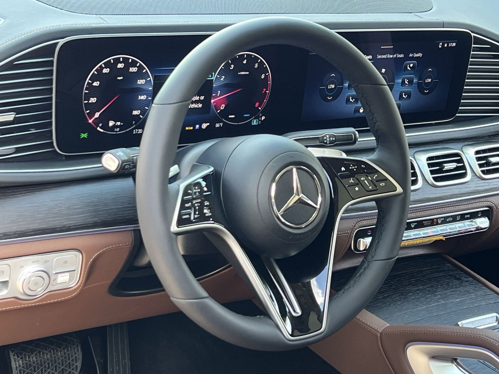 New 2026 Mercedes-Benz GLE 450 4MATIC image 14