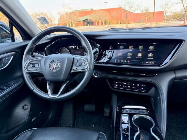 Used 2023 Buick Envision Avenir image 19
