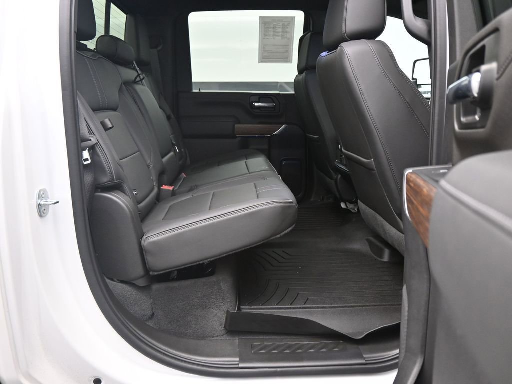 Used 2023 Chevrolet Silverado 3500 High Country image 20