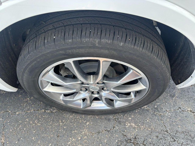 Used 2020 Buick Envision Essence w/ Experience Buick Package AWD/4WD image 8