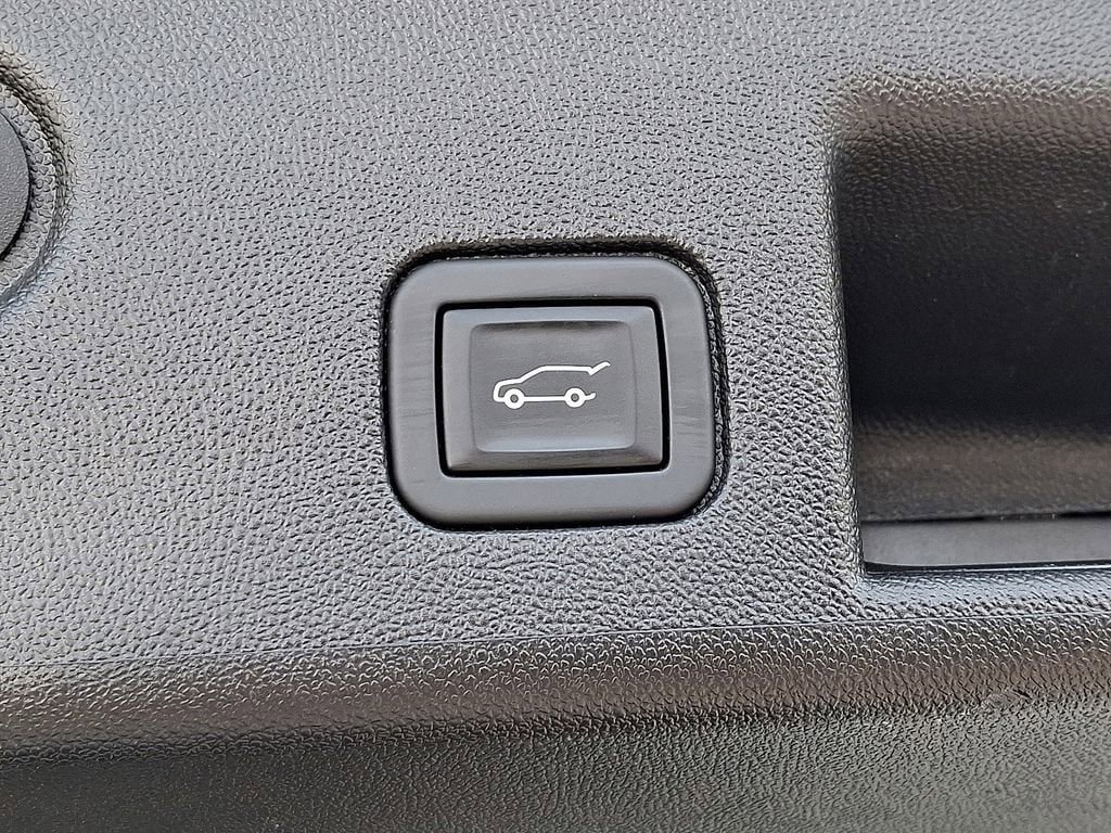 Used 2023 Chevrolet Equinox LT AWD/4WD image 29