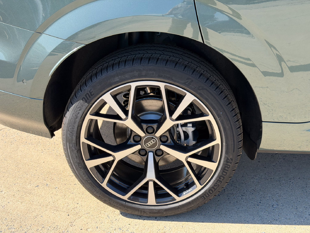 New 2026 Audi Q3 quattro 2.0T AWD/4WD image 6