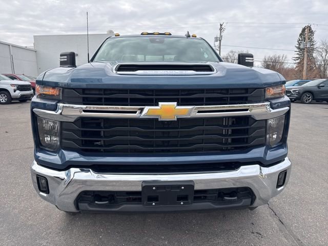Used 2024 Chevrolet Silverado 2500 LT w/ All Star Edition image 8