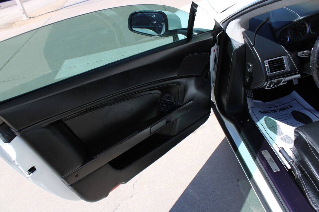 Used 2008 Aston Martin V8 Vantage Coupe RWD image 18