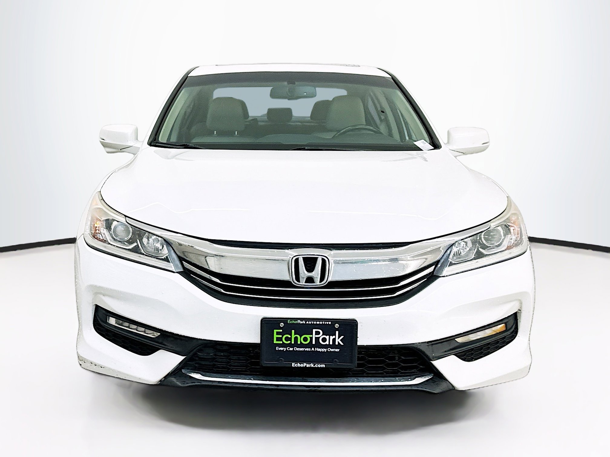 Used 2016 Honda Accord EX-L image 2