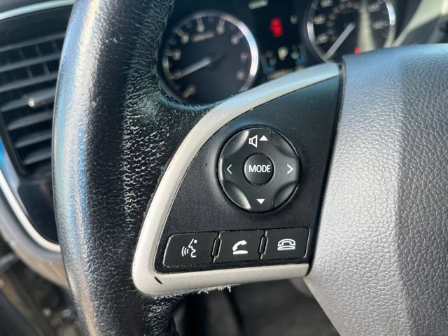 Used 2014 Mitsubishi Outlander SE AWD/4WD image 23