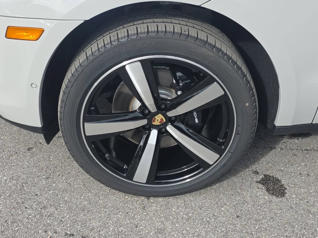 New 2026 Porsche Macan S AWD/4WD image 12